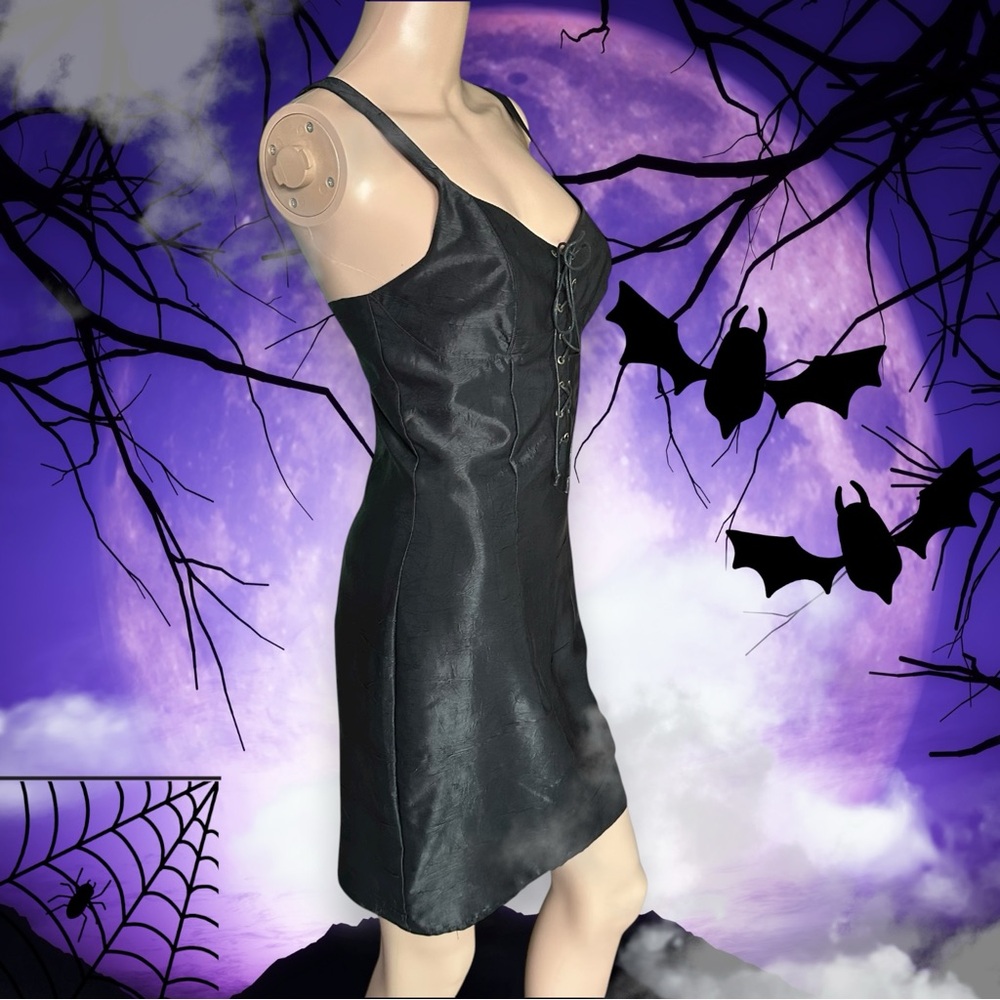 🦇Vintage Y2K Halloween Gothic Paris Laceup Dress🦇 - Picture 3 of 16